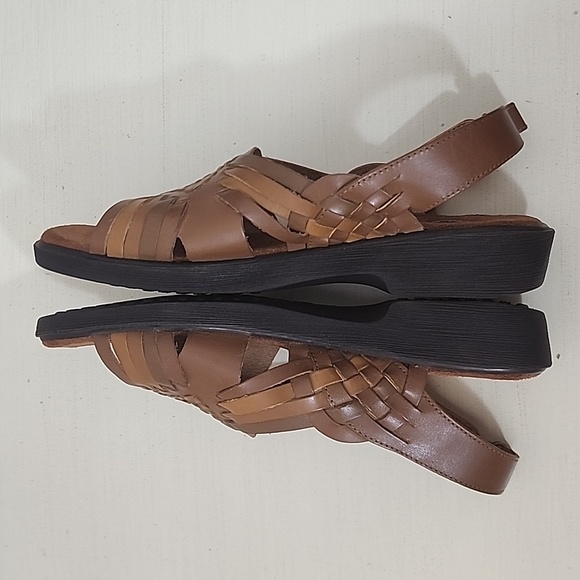 Dr. Scholl's Double Air-Pillo Soles With Adjustable Sling Back Strap Size 8M - Picture 5 of 10